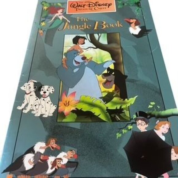 The Walt Disney Treasure Chest Oversized Picture Book Set - Picture 9 of 11